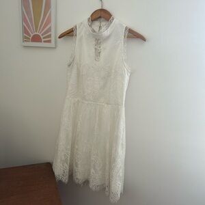 Elegant White Lace Dress